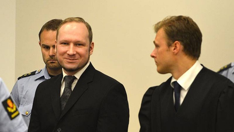 La justicia noruega condena a Breivik a 21 años prorrogables al considerarlo mentalmente sano