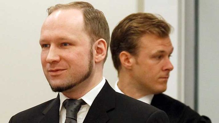 Telediario 1 - Breivik condenado a 21 años