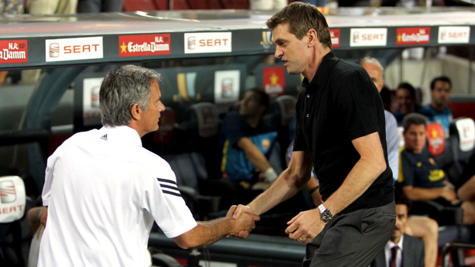 Después de los últimos clásicos tan duros y  tensos como los que habíamos visto, anoche todo cambió, dejandose ver el buen ambiente que la Eurocopa ha dejado en los jugadores.