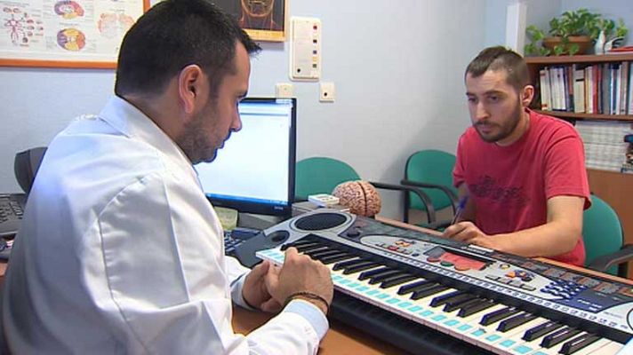 Telediario 1 - No poder reconocer melodías