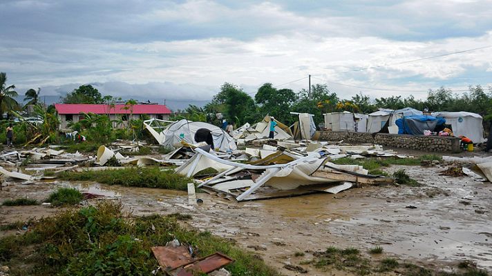 Telediario 1 - Isaac se fortalece camino de Florida y pone en alerta a Nueva Orleans