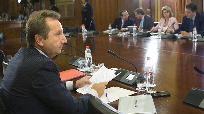 Telediario 1 - Recio afirma que "nada tiene que ver" la legalidad de los ERE con los "abusos" en su aplicación