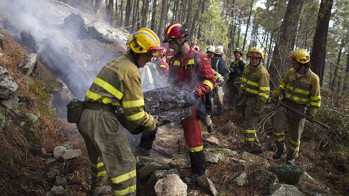 Informativo 24h - Los desalojados por el incendio de Robledo pasan la noche en sus casas