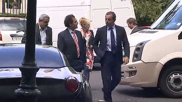 Telediario 1 - Las directivas se juntan en Madrid, en una comida anterior al partido de vuelta