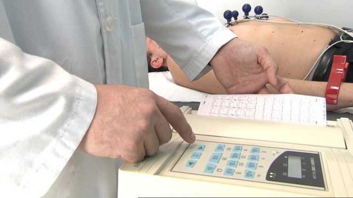 Telediario 1 - Restricciones al decreto sanitario