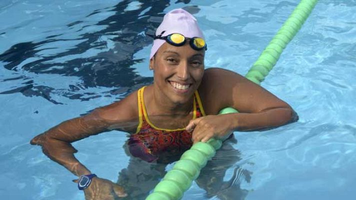 Telediario 1 - Teresa Perales hace historia en el deporte español paralímpico, subiendo de nuevo al podio