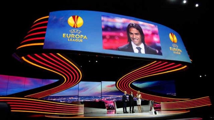 Telediario 1 - El actual campeón de la competición, el Atlético, cae en el grupo más fácil