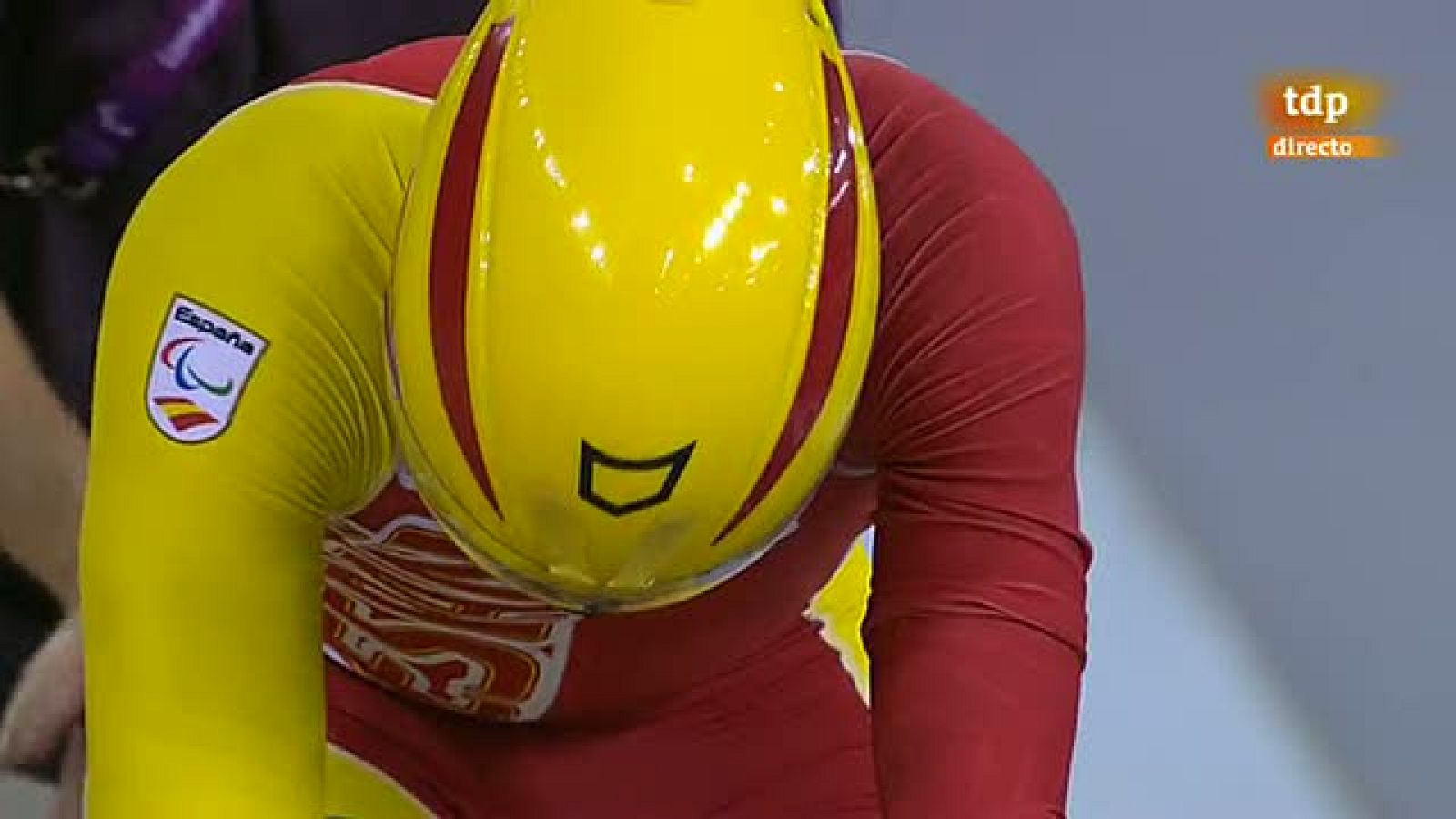 El ciclista español Alfonso Cabello ha conquistado este viernes la  primera medalla de oro para la delegación nacional presente en los  XIV Juegos Paralímpicos, que se están disputando en Londres hasta el  9 de septiembre, tras imponerse en la prueba