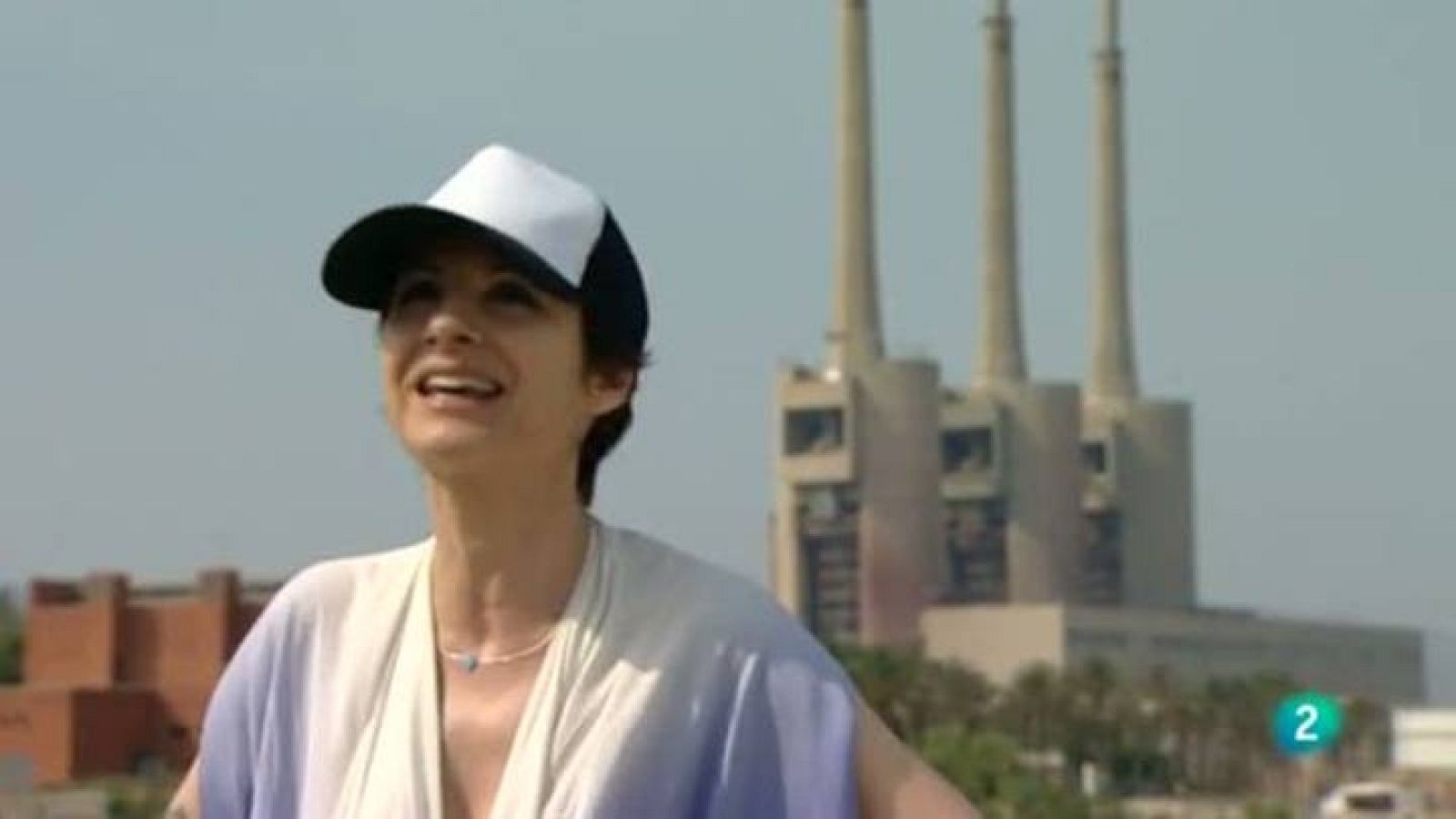 Miradas 2 -  Najwa Nimri