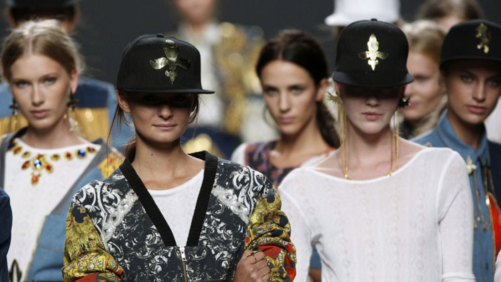 Desfile íntegro de Arnau P. Bosch | Ver