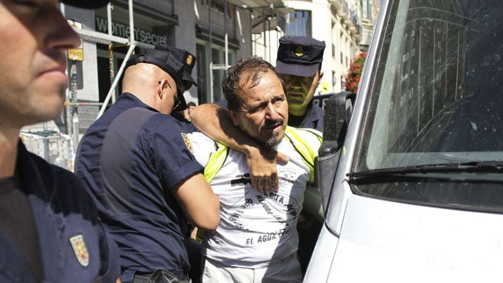 Telediario 1 - En Málaga, 11 detenidos del SAT