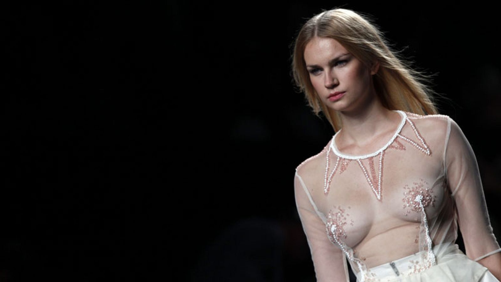 Desfile íntegro de Victor Von Schwarz | Ver