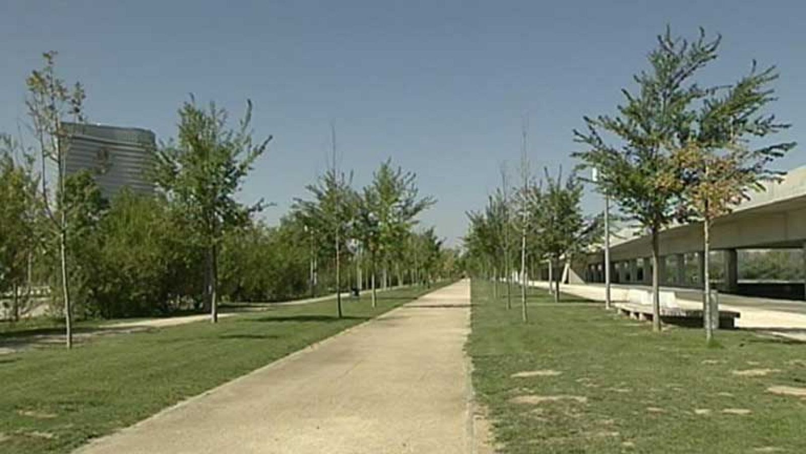 Nubes en gran parte de la península y lluvias en el Cantábrico y Baleares