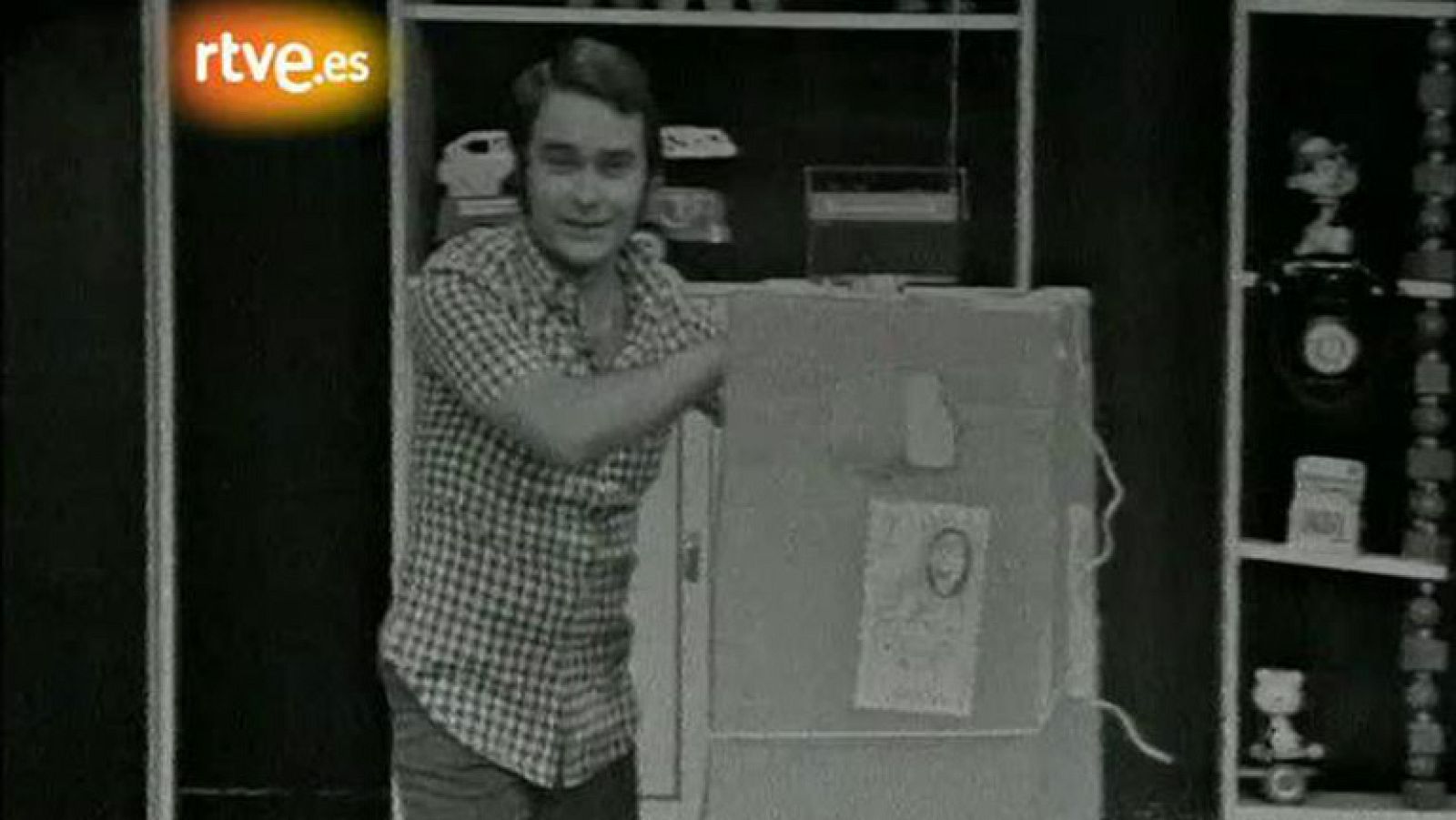 La casa del reloj - Los medios de comunicación (1973)