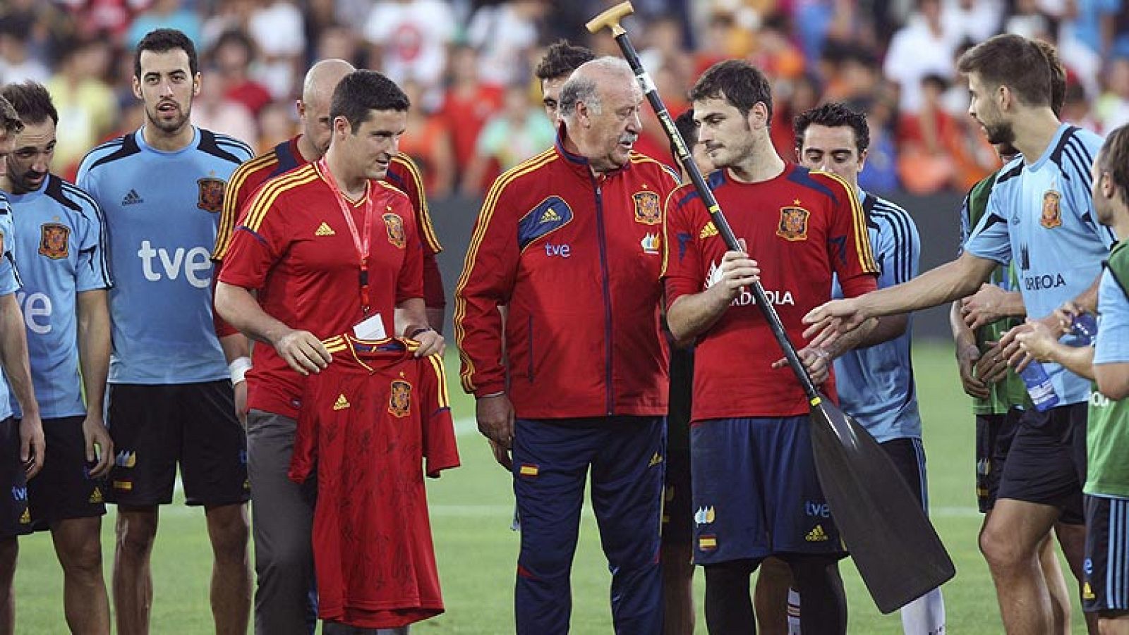 España vuelve con Villa ante Arabia Saudí mirando a Brasil 2014