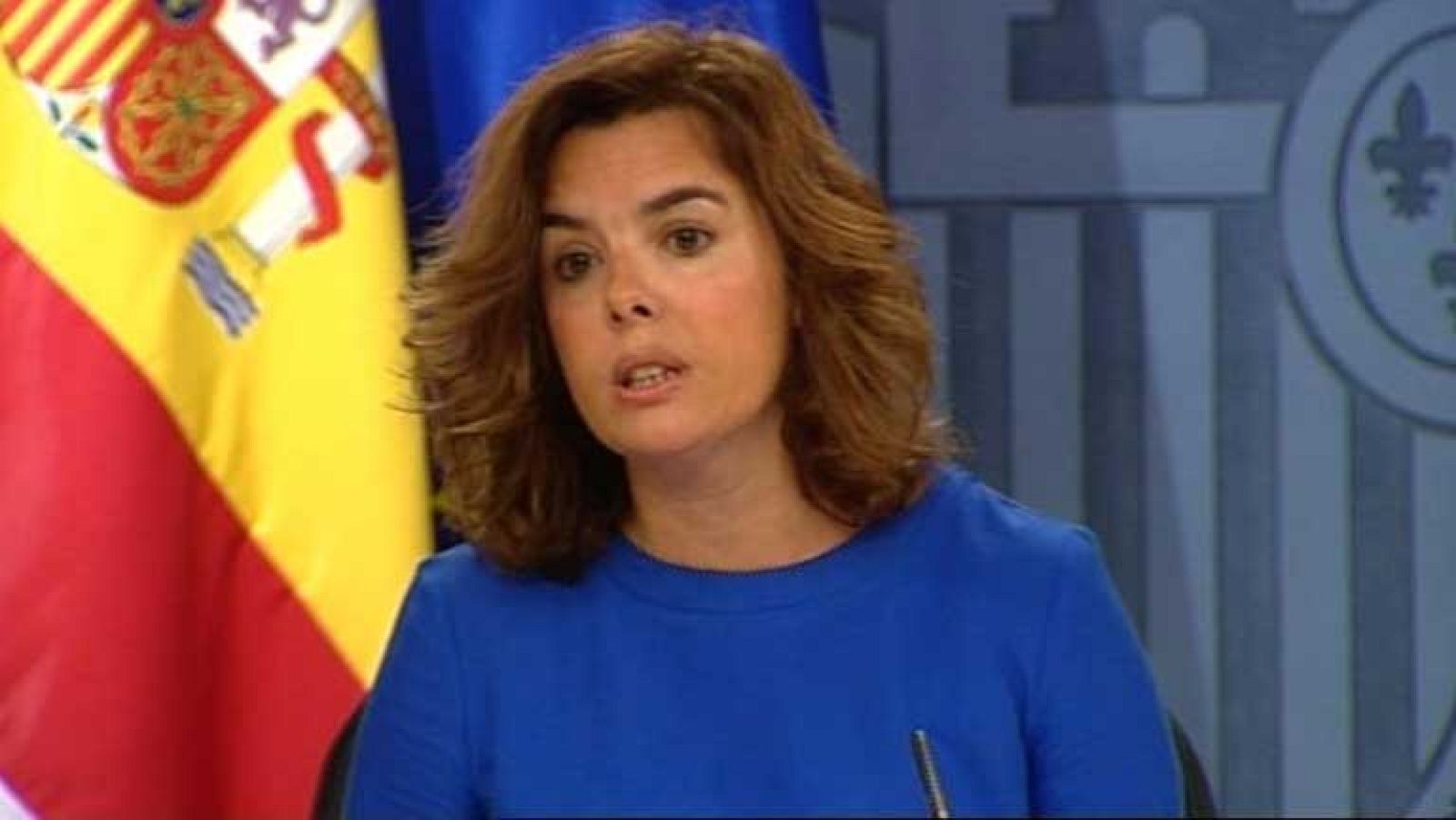 La vicepresidente del gobierno no aclara si se pedirá el rescate y pide prudencia