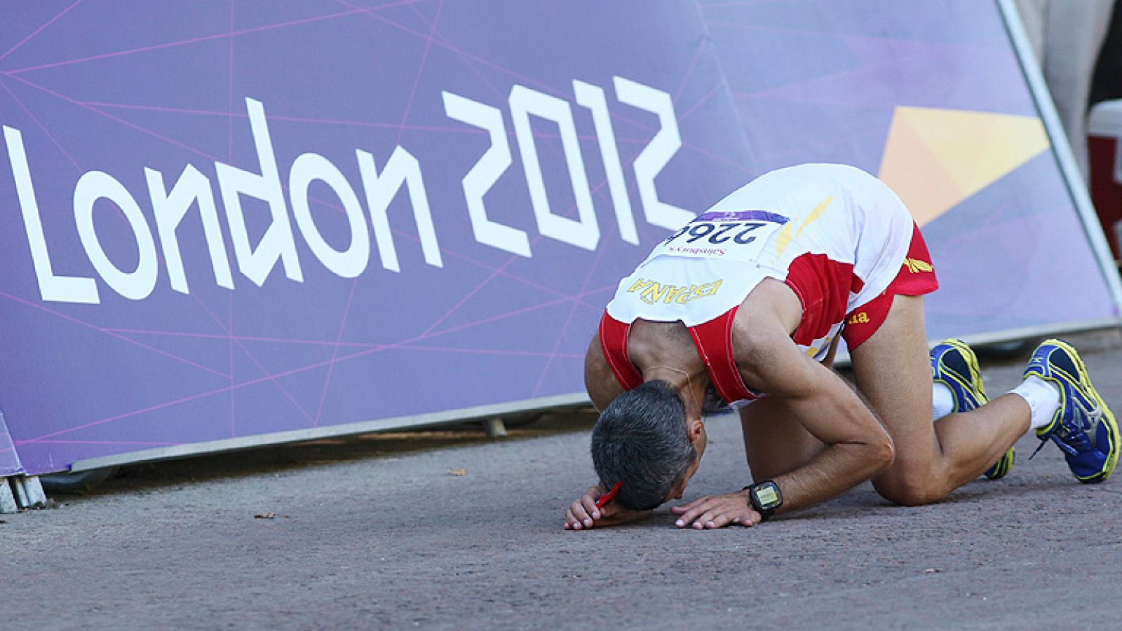 Los Juegos Paralímpicos de Londres concluyeron este domingo con un  total de 42 medallas para la delegación española, que estuvo liderada  por viejos conocidos de anteriores citas, fundamentalmente por la  aragonesa Teresa Perales, la que más preseas