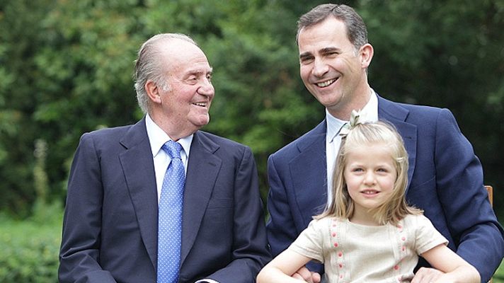 Informativo 24h - La Casa Real renueva su página web con la foto del rey, el príncipe y la infanta Leonor
