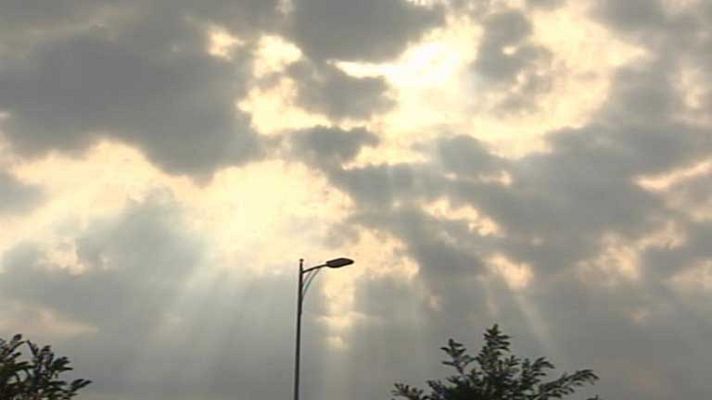 El tiempo - Nubes en el norte peninsular