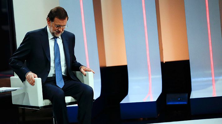 Especiales informativos - Rajoy responde a la pregunta: "¿España necesita un rescate?"