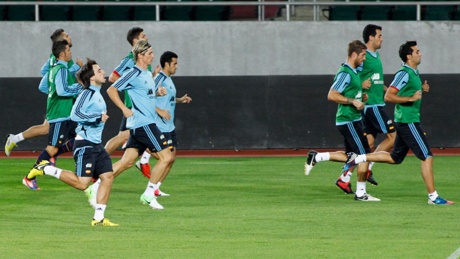 Una España invicta comienza su camino al Mundial 2014 | Ver