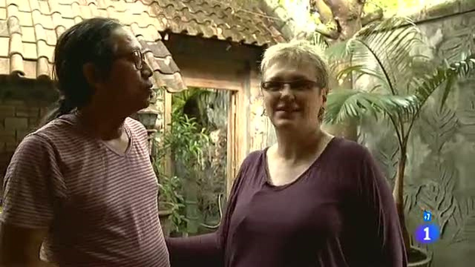 Españoles en el mundo - Java - Paloma | Ver