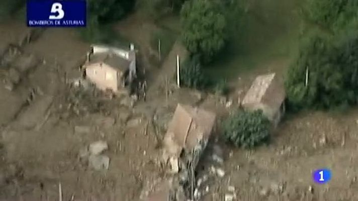 Telediario 1 - Una desaparecida y tres heridos al reventar un canal de agua en Asturias