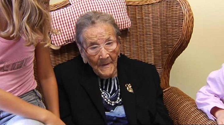 Telediario 1 - Felices 111 años