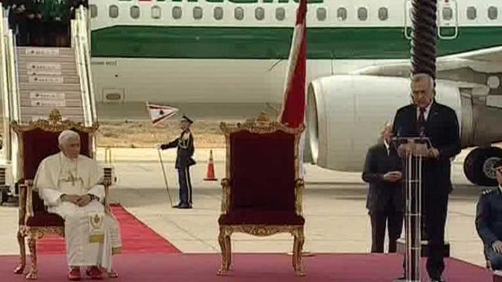 Telediario 1 - El Papa pide equilibrio