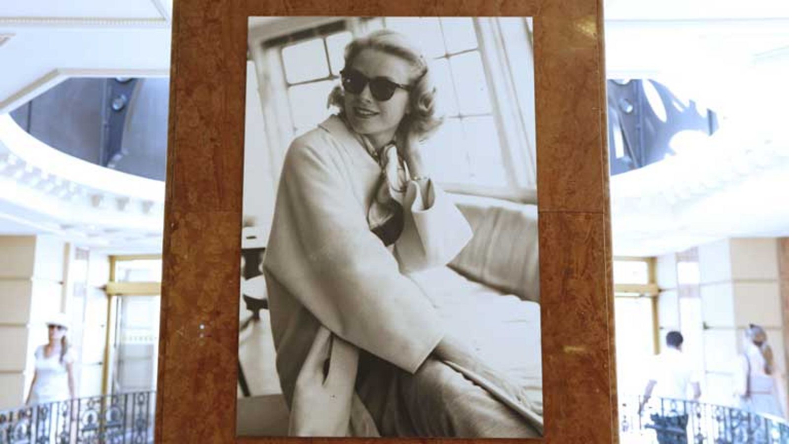 Hoy hace 30 años que nos dejó la sensual actriz Grace Kelly