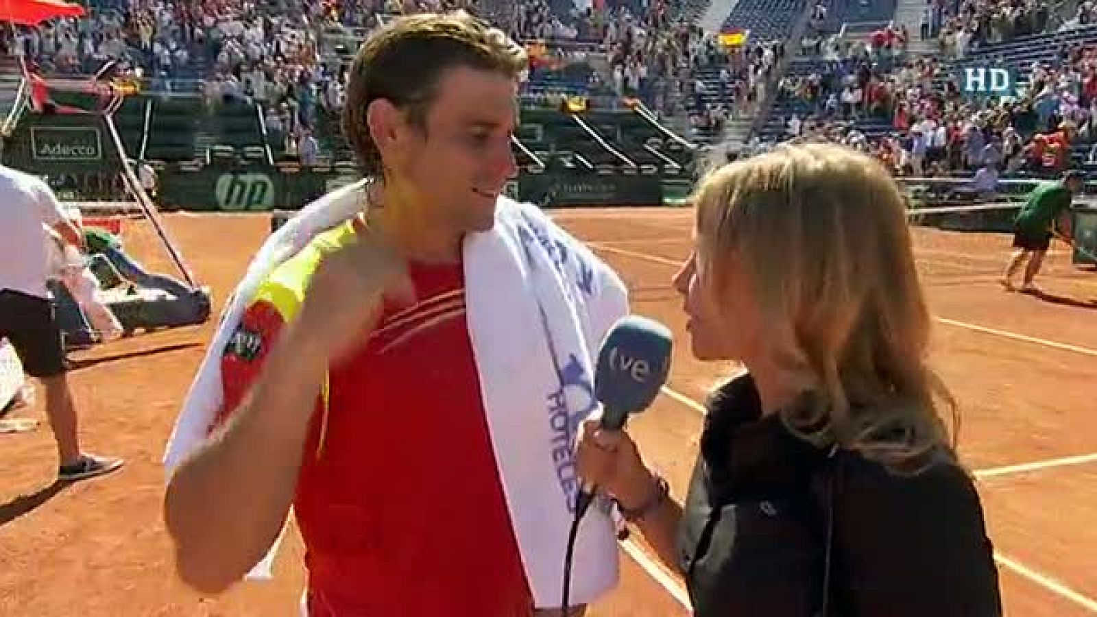 Ferrer: "Ha sido un partido muy duro, pero he estado bien de cabeza" | Ver