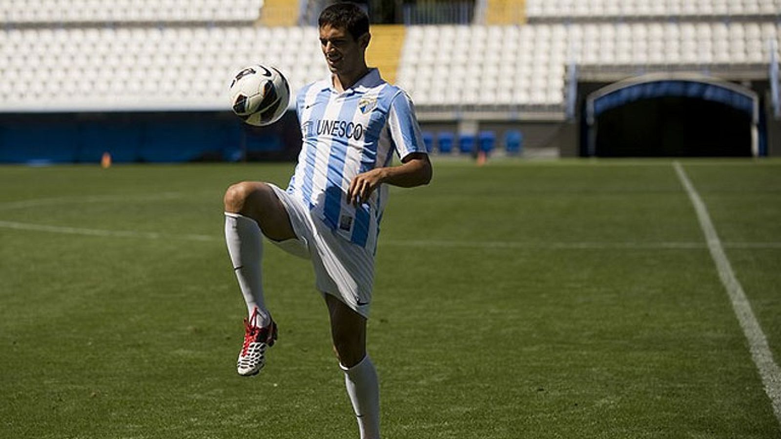 El Málaga piensa en la Champions, pero le visita antes el Levante | Ver