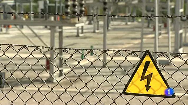 Telediario 1 - La reforma energética incluye siete nuevos impuestos