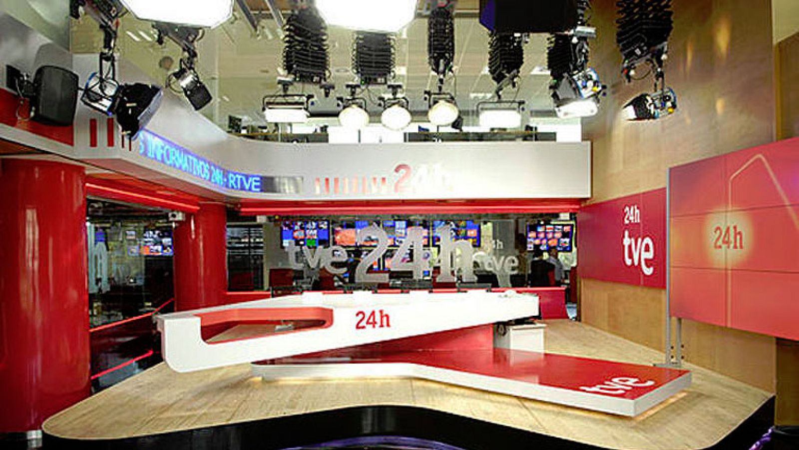 Informe Semanal - 24 horas en el 'Canal 24H' - Ver ahora