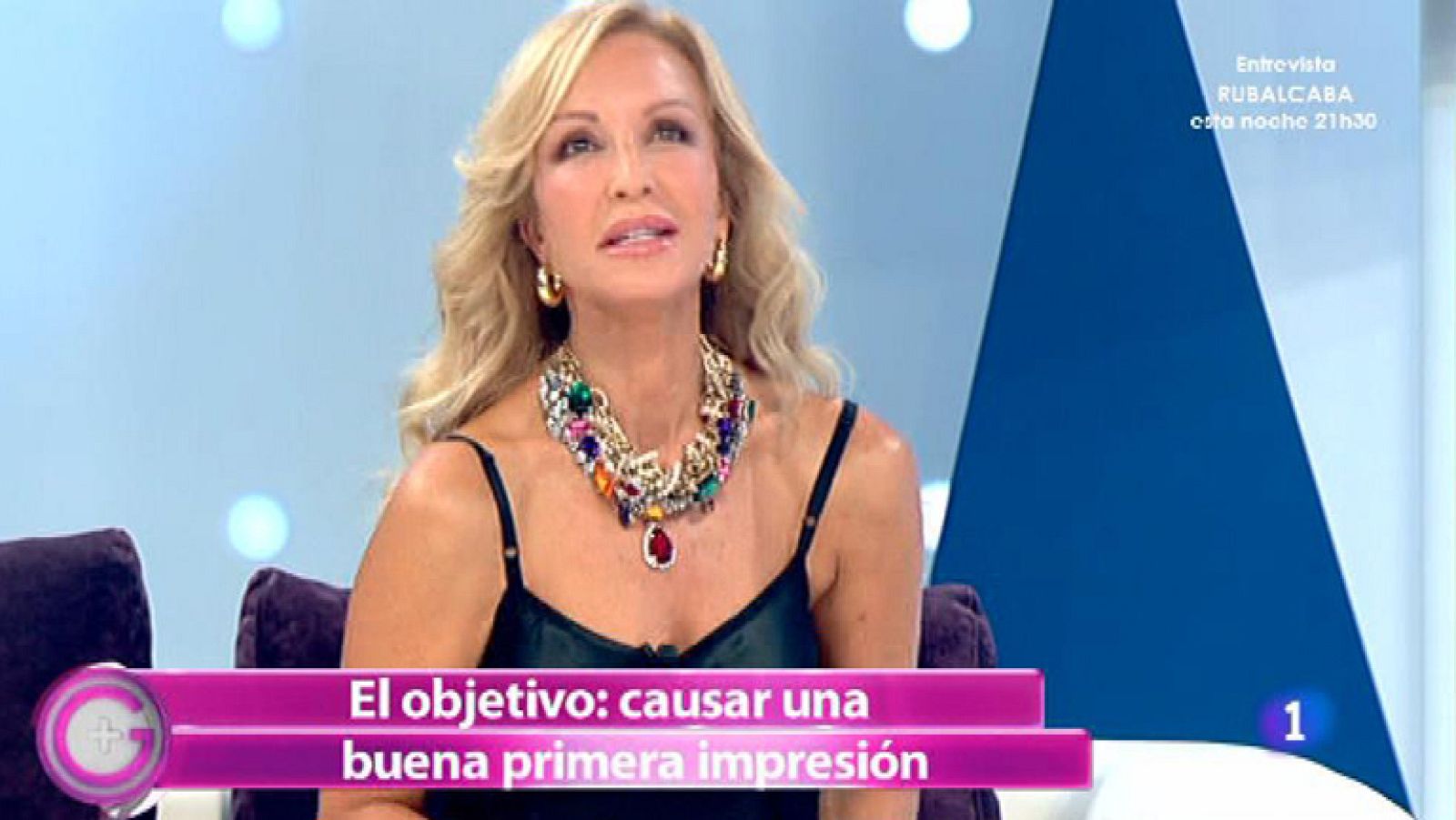 Esta semana Carmen Lomana nos da unos consejos muy útiles sobre cómo vestir en tu primera cita y conquistar fácilmente. Causar una buena primera impresión cuenta... ¡y mucho!