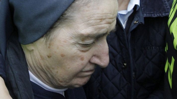 Telediario 1 - Juicio por el robo de bebes