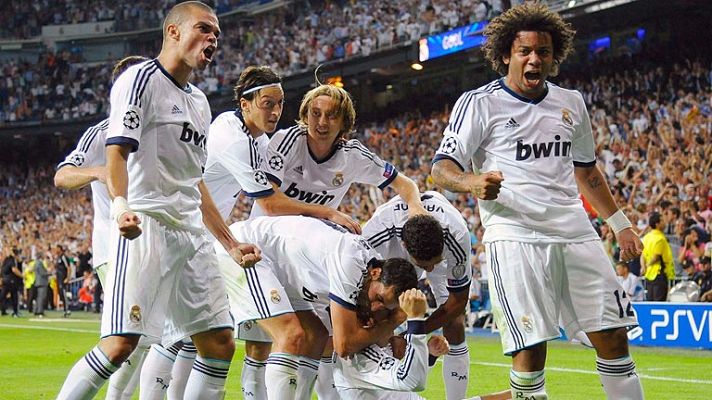 Telediario 1 - El Real Madrid remonta y se lleva la victoria ante el Manchester City