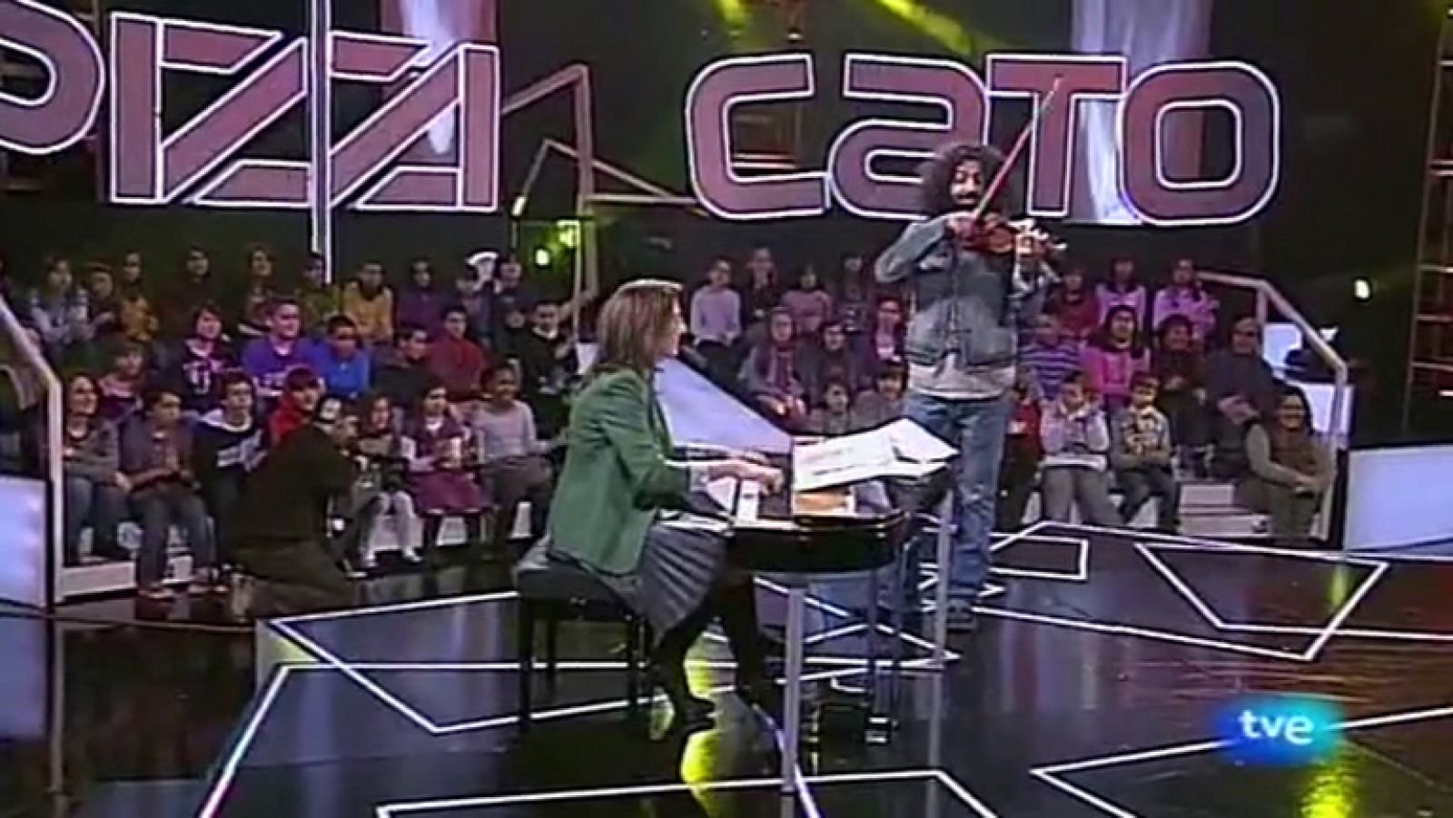 Ara malikian y puerto gonzález: introducción. "fantasía sobre carmen" - Pizzicato en Clan | Ver