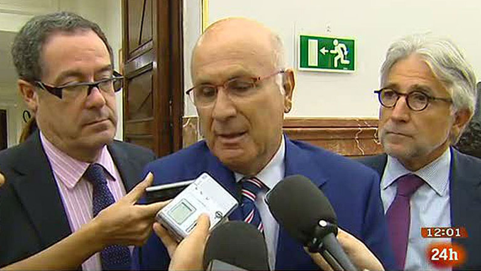 Duran descarta que Mas vaya a convocar hoy elecciones en Cataluña - Informativo 24h | Ver