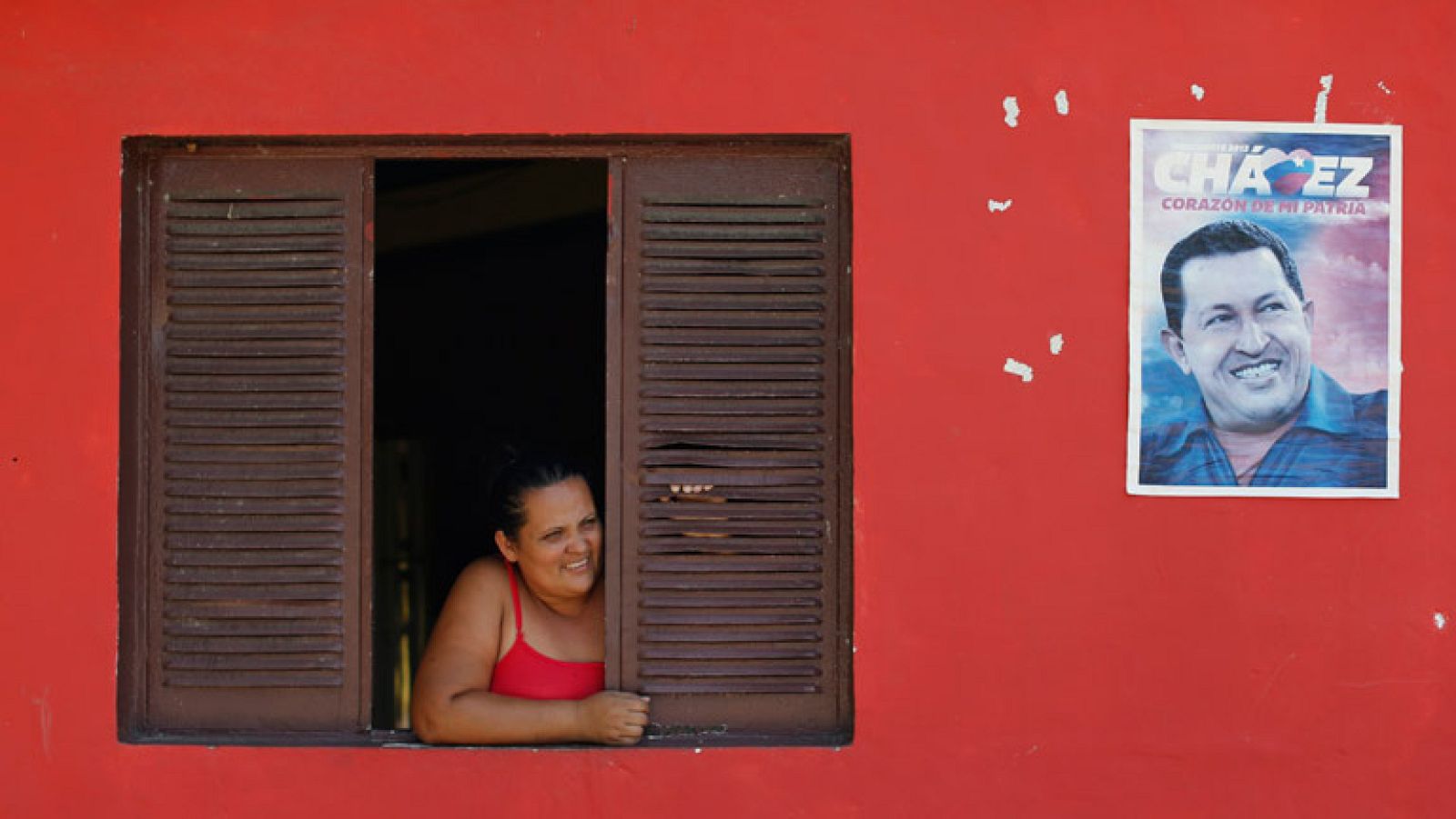 Amplia ventaja de Hugo Chávez a dos semanas de las elecciones