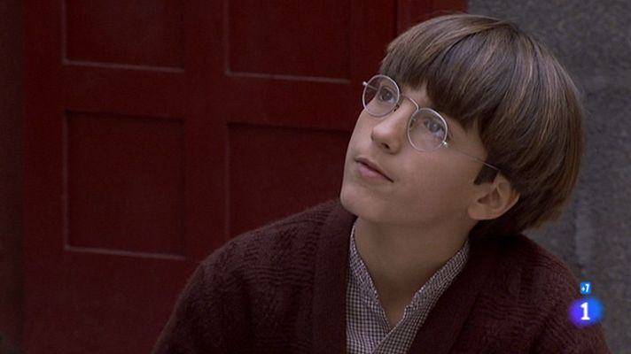 Amar en tiempos revueltos - Pedrito 'in love'