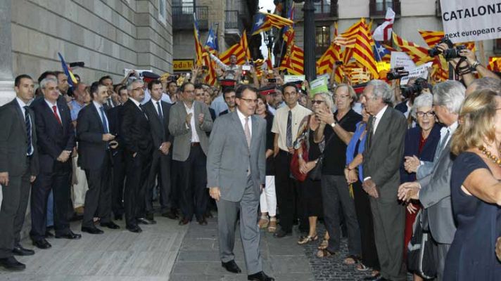 Telediario 1 - Próximo debate en el Parlament
