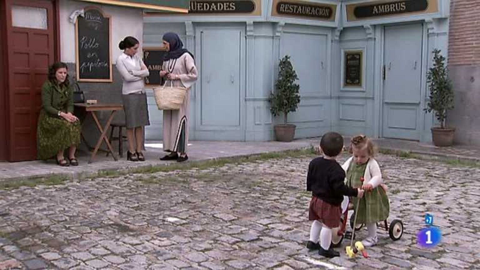 Amar en tiempos revueltos - T7 - Capítulo 221 - Duro encuentro entre Carlos y Olavide. Carlos sigue con su plan de matar a Armenteros - Ver ahora