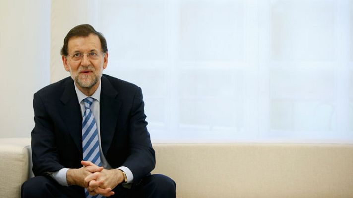 Informativo 24h - Rajoy alerta de intereses "de vuelo corto" y alaba a quien no se manifiesta