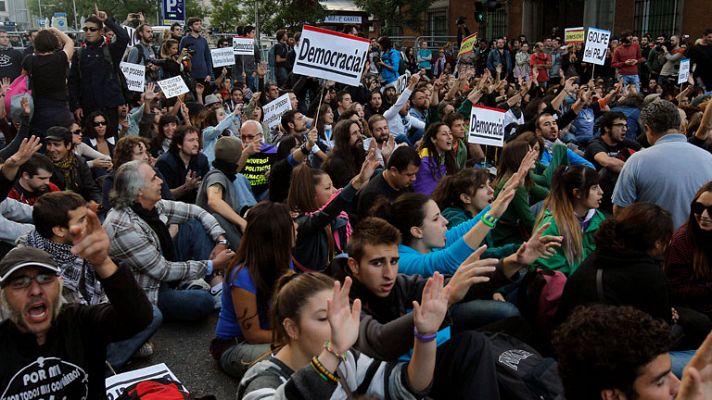 Informativo 24h - Cientos de personas vuelven a Neptuno para repetir el 25S y cortan el tráfico