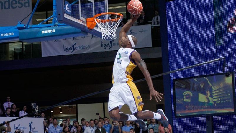 El espectáculo de los mates y los triples en la Liga Endesa