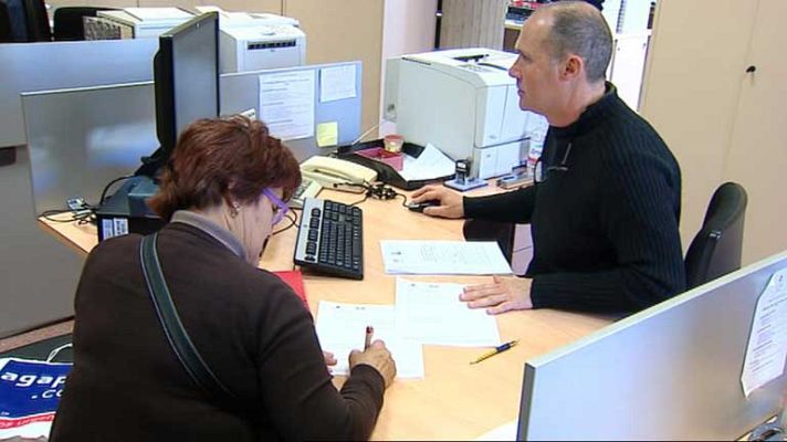 Telediario 1 - Recortes del gobierno