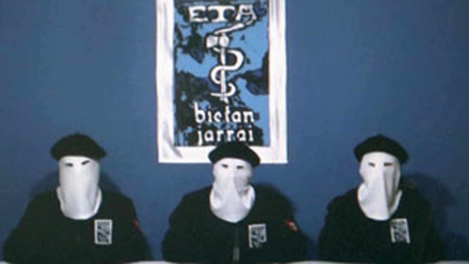 ETA emplaza a la izquierda abertzale a superar "errores y carencias"