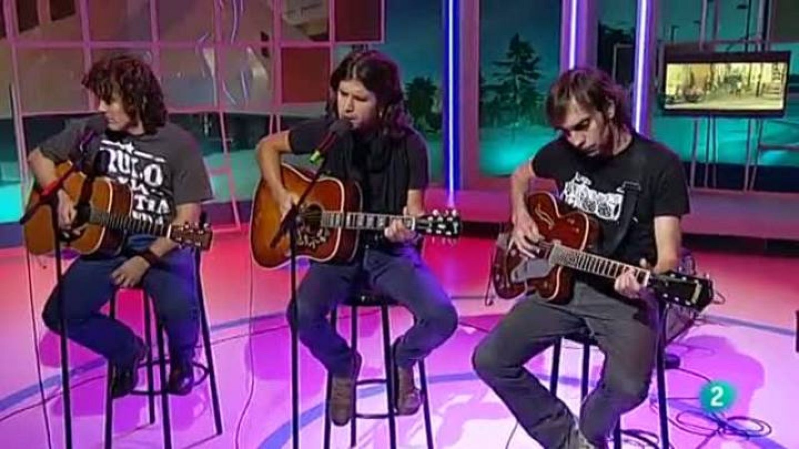 Para Todos La 2 - Actuación: Rulo y la Contrabanda - Divididos