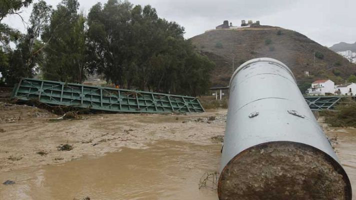 Telediario 1 - Telediario 2 en 4¿ - 28/09/12
